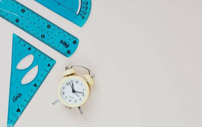 Réveil et outils pour les mathématiques