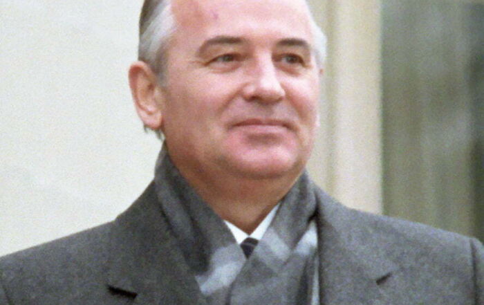 Par White House Photo Office — http://www.reagan.utexas.edu/archives/photographs/large/c32025-25.jpg, Domaine public, https://commons.wikimedia.org/w/index.php?curid=3380277