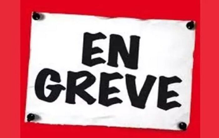 Affiche : en grève