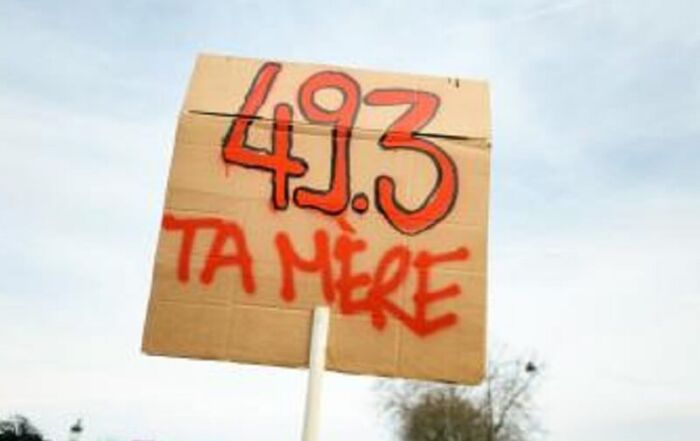Pancarte 49.3