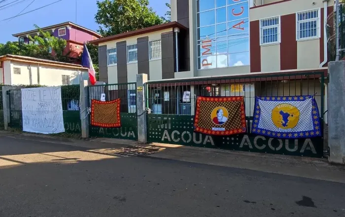 Centre de PMI cadenassé à Mayotte