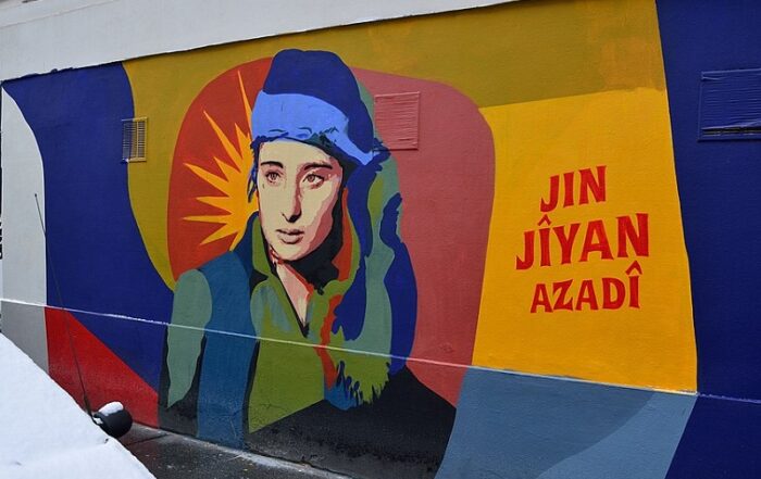 Femme, vie, liberté, peinture murale de Btoy à Vienne