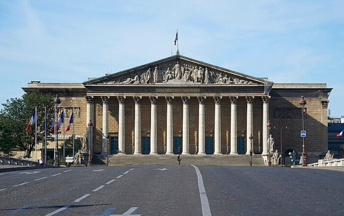 Façade Assemblée Nationale © Jebulon