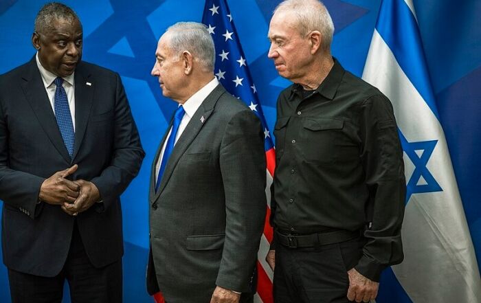 Le secrétaire de la Défense des États-Unis rencontre Benjamin Netanyahu et Yoav Gallant à Tel Aviv, le 13 oct 2023 © U.S. Secretary of Defense