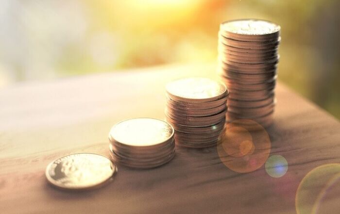 Bourse Investissement gagnant ou pari risqué © 2018 Advantus Media, Inc. and QuoteInspector.com