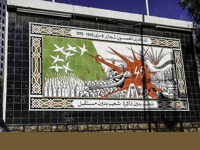 Monument aux morts première manifestation pour l'indépendance à Sétif © Dan Sloan