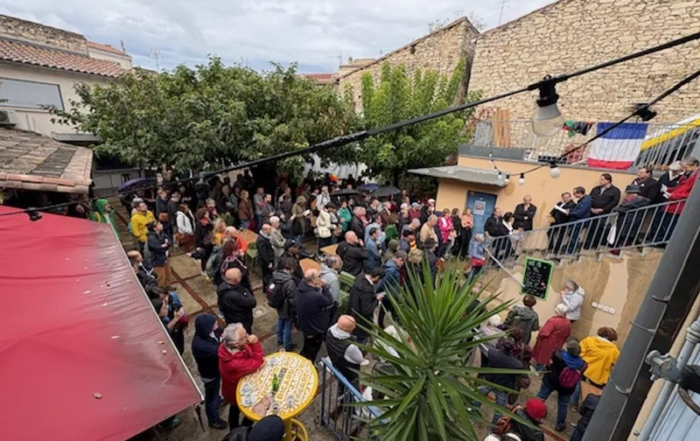 Manifestation anti-RN à Nimes 2-11-25 © Auteur inconnu