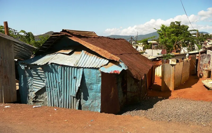 Mayotte Cases en tôle © Franek